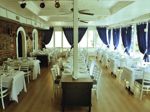 50 Bistro